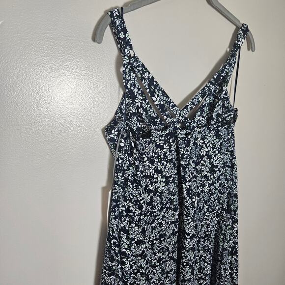 NWT Nine Britton Ditsy Print Sleeveless Floral Criss Cross Back Dress Sz 1X - Picture 8 of 14